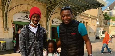 Gabrielle, al llegar a la estacion de tren de Rouen