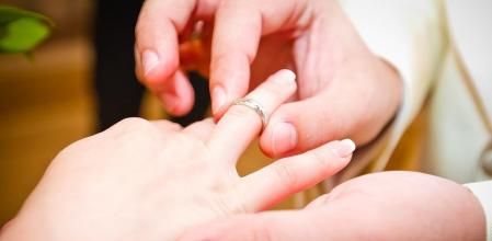 Emborracha a su perro en la despedida de soltera por accidente y su prometido cancela la boda