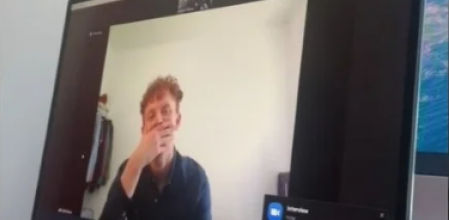 El joven ha publicado la broma en su cuenta de TikTok