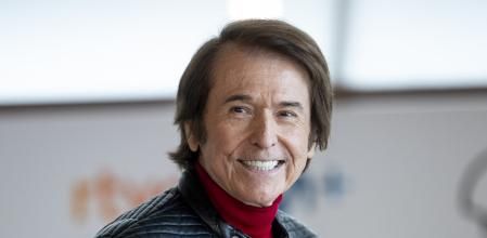 Singer Raphael at photocall for film ˜ Raphaelismo 