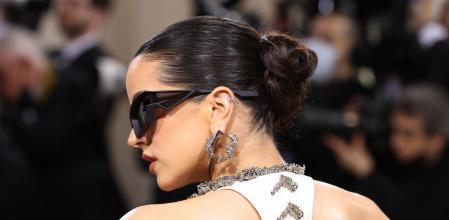 Rosalia a su llegada a la Gala Met