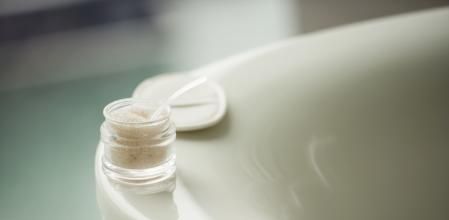 Bañera con sal marina