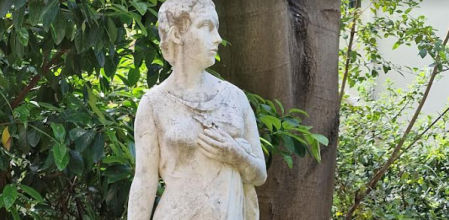 Escultura 'Barcelona' de Josep Dunyach.