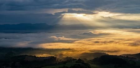 Amanecer como una bombilla encendida.