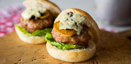 Miniburgers con queso azul