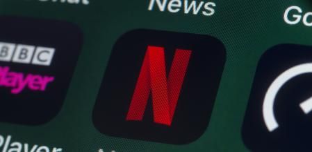 Icono de la app de Netflix en un iPhone