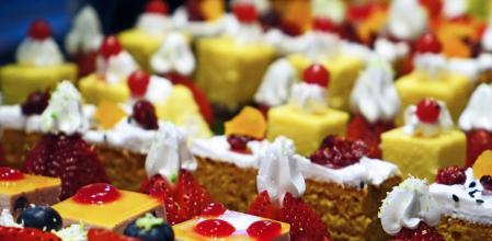 Pide que le indiquen si una tarta lleva huevo y lo que hace la pastelería conquista Twitter