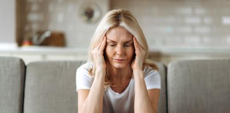 El dolor de cabeza de la resaca puede ser muy incapacitante