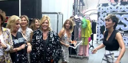 El surrealista paso de ‘Sálvame’ a Sonsoles Ónega y su accidentada entrada a ‘Ya son las ocho’