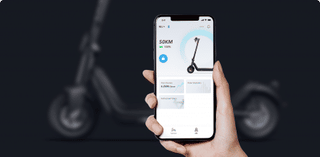 A través de la app vía Bluetooth se puede bloquear el patinete Niu KQi3, consultar la batería restante y acceder a una práctica serie de estadísticas de uso&nbsp;