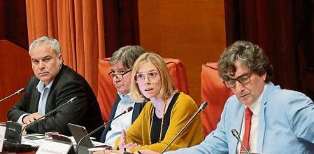 Comisión de control de la CCMA, con la presidenta de la CCMA Rosa Romà, el director adjunto de TVC Sigfrid Gras y el de Catalunya Ràdio Jordi Borda PARLAMENT 27/05/2022