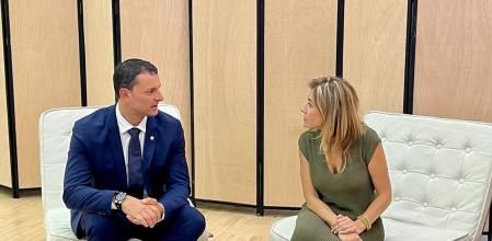 Jordi Gallardo y Raquel Sánchez, en un momento de su encuentro