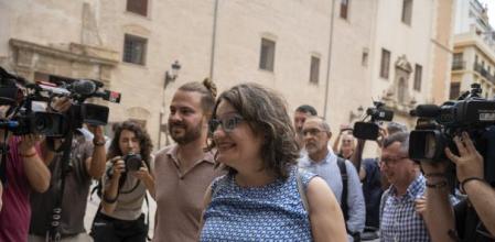 La hasta ahora vicepresidenta de la Generalitat valenciana y portavoz del Consell, Mónica Oltra, a su llegada a la reunión de la Ejecutiva de Compromís.