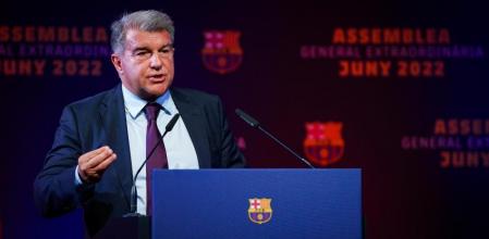 El president Laporta durant l'assemblea de socis que va donar llum verda a les palanques econòmiques.