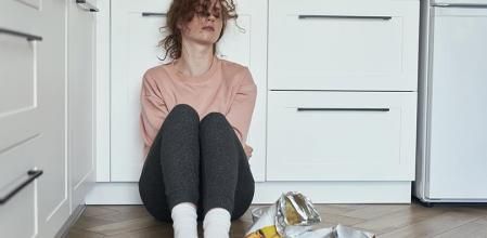 Comer de manera desordenada y compulsiva es habitual en los casos de trastorno alimentario compulsivo