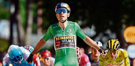 Wout Van Aert (TJV) es uno de los ciclistas que se maneja mejor en los sprints.