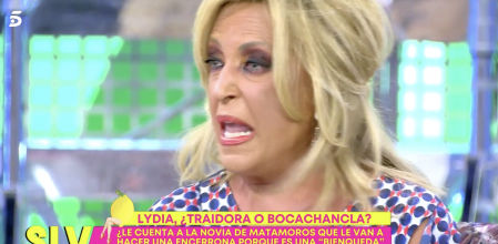 Lydia Lozano estalla entre lágrimas contra Kiko Matamoros: 