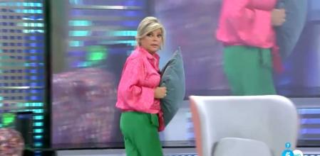 Terelu estaba muy asustada con la cucaracha