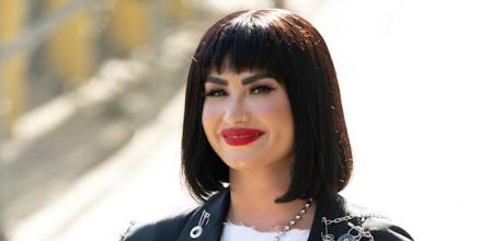 La cantante sufrió un accidente doméstico horas antes de su aparición en el programa  'Jimmy Kimmel Live!'