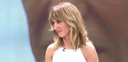 Emma García, muy emocionada tras las palabras de cariño de Kiko Matamoros en directo