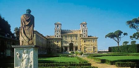 UNSPECIFIED - DECEMBER 10: Italy, Rome, Villa Medici (Photo by DEA / A. DE GREGORIO/De Agostini via Getty Images)