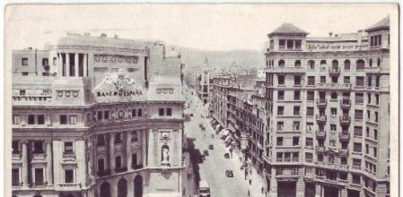 La Vía Layetana en los años 40. Allí vive, en la novela, Ena, la amiga de Andrea