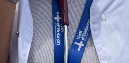 La reivindicativa chapa viral que lleva una doctora en el hospital triunfa en Twitter