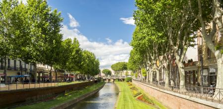 Frankreich, Pyrénées-Orientales, Perpignan, Perpignan in der Region Languedoc-Roussillon im Sommer