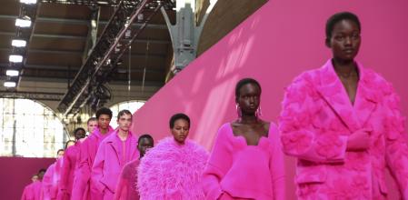 Desfile de Valentino en la Semana de la Moda de Milán