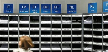 (GERMANY OUT) In den Faechern im Pressezentrum des Europaeischen Parlamentes in Strasbourg liegen die Dokumente in den Landessprachen. Alle Dokumente werden in jede der 23 Amtssprachen uebersetzt. (Photo by Jens Köhler\ullstein bild via Getty Images)