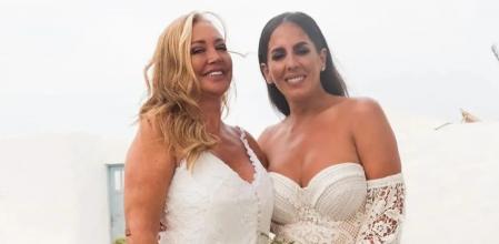 Belén Esteban y Anabel Pantoja en el enlace de 'la sobrinísima' con Omar Sánchez en octubre de 2022, en La Graciosa