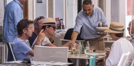 El empleo cae por primera vez en julio y sube el paro tras 14 años