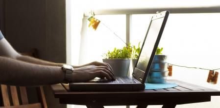 conexión wifi ordenador internet teletrabajar