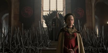 Milly Alcock es la versión joven de la princesa Rhaenyra.