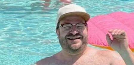 Sean descubrió su doble de vacaciones