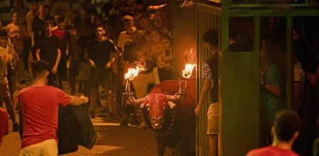 GRAFCVA7959. L'ALCORA (CASTELLÓN), 01/09/2022.-Tras un año en el que han muerto siete personas en festejos taurinos en la Comunidad Valenciana, instituciones y partidos políticos debaten estos días sobre su seguridad.En la imagne, 