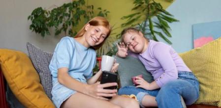 Muchos menores tiene móviles a edades muy tempranas