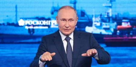 Vladímir Putin asiste a una sesión del Foro Económico Oriental (EEF) en Vladivostok, Rusia, el 7 de septiembre de 2022.