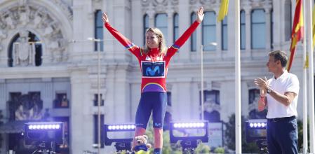 Annemiek Van Vleuten ha conseguido Vuelta, Tour y Giro en una misma temporada.