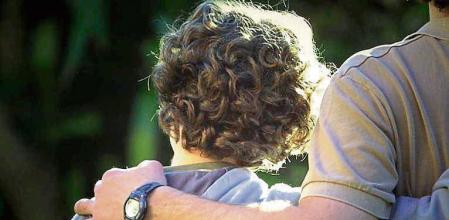 FOTO:jose maria alguersuari - padre e hijo - 13-5-02 xup