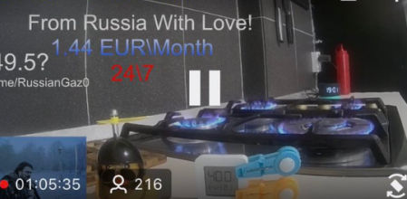 La imagen fija con mensajes sobreimpresos