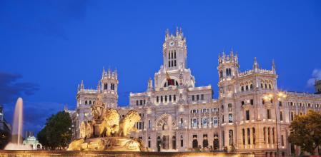 Palacio de Comunicaciones and Foutain of Cybele by Francisco Gutierrez and Robert Michel