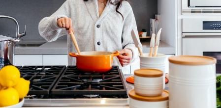 Los cocineros prefieren cocinar con fuego vivo