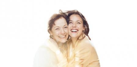 Lluïsa Castell i Georgina Latre protagonitzen 'Tocar mare', de Marta Barceló, a Temporada Alta