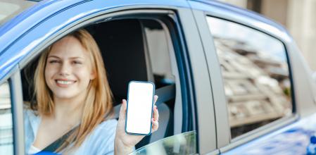 El teléfono móvil es una herramienta que la mayoría de conductores llevan consigo