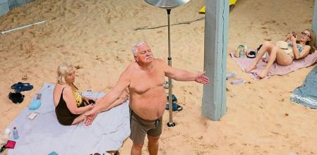 'Sun & sea', espectáculo de las lituanas Rugilė Barzdžiukaitė, Vaiva Grainytė i Lina Lapelytė