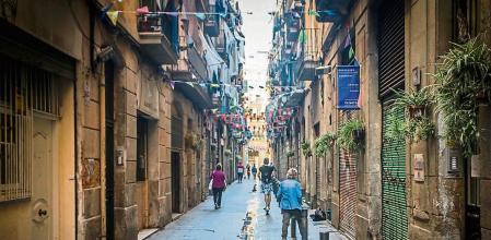 12 - 10 - 2022 / Barcelona / el raval denuncia la existencia de 60 pisos controlados x mafias, uno de ellos se encuentra en el 7bis de la calle salvadors, hagamos una foto del portal y otra de la calle, / Foto: Llibert Teixidó