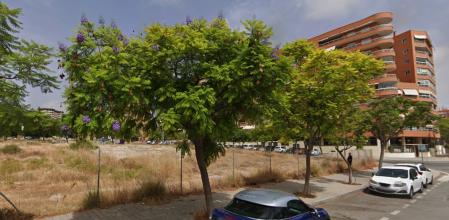 Imagen del solar objeto de la disputa entre los vecinos y el Ayuntamiento de Alicante.