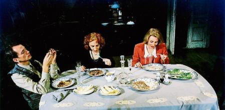 Imagen del montaje de 1996 que Krystian Lupa hizo de 'Ritter, Dene, Voss', de Thomas Bernhard