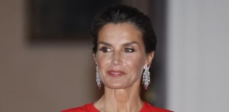 La reina Letizia deslumbró en la cena celebrada en el Palacio de Bellevue